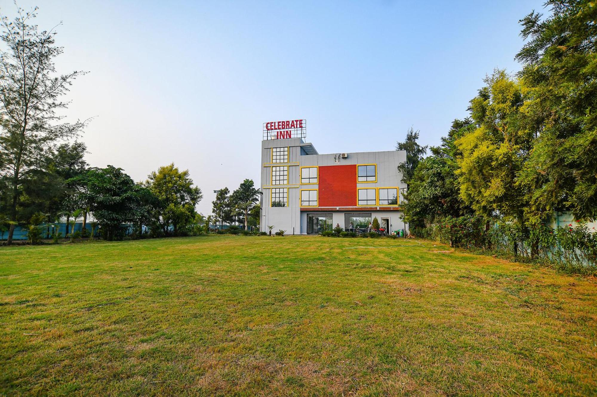 Celebrate Inn Indore Exterior photo